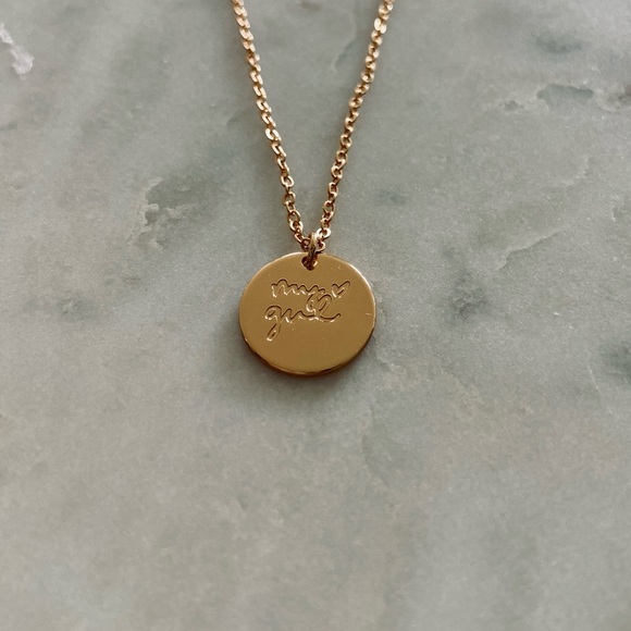 My girl 💕 round pendant necklace - Picture 9 of 10